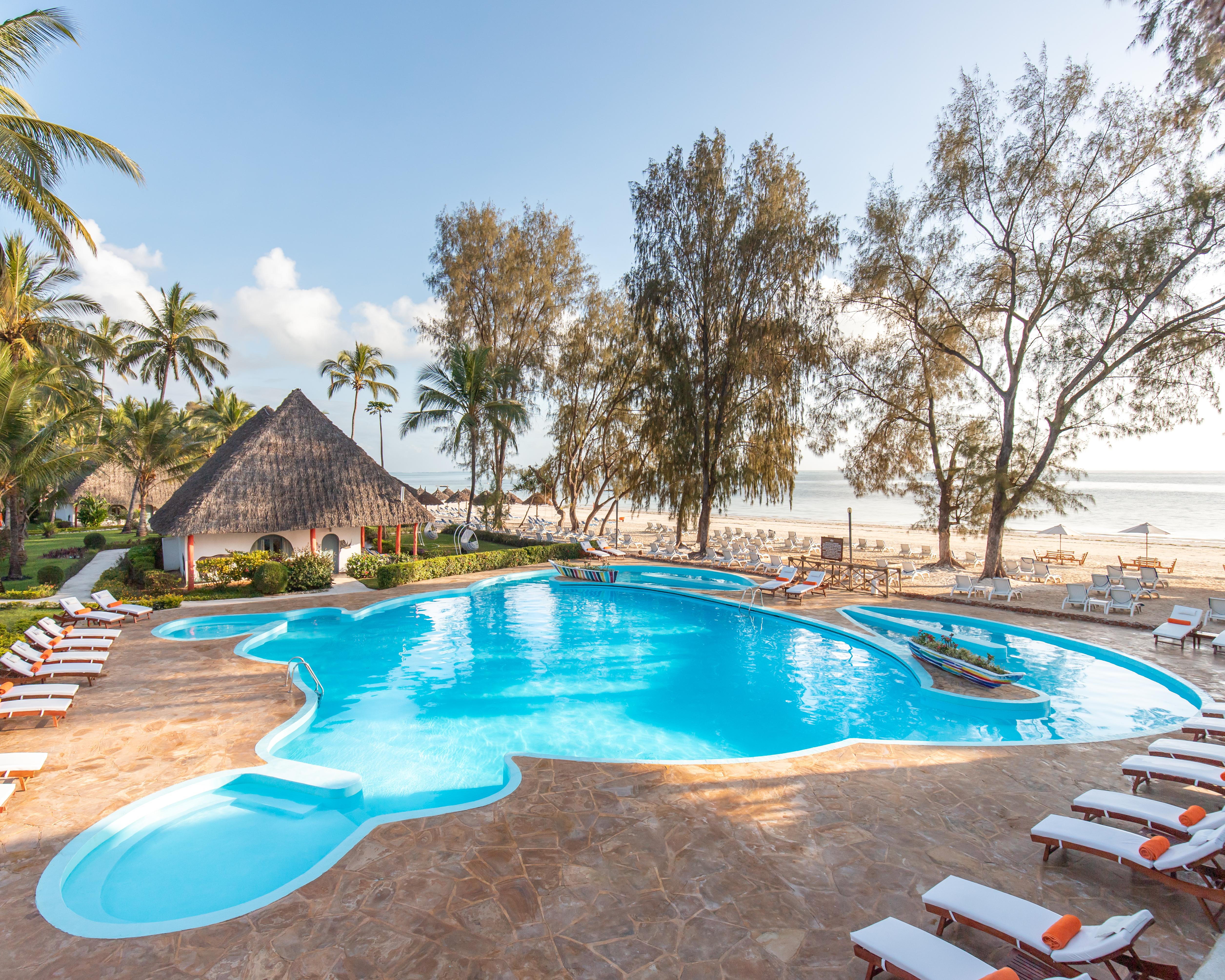 Kiwengwa Beach Resort Кивенгва